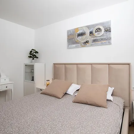 Sara I Apartmán *